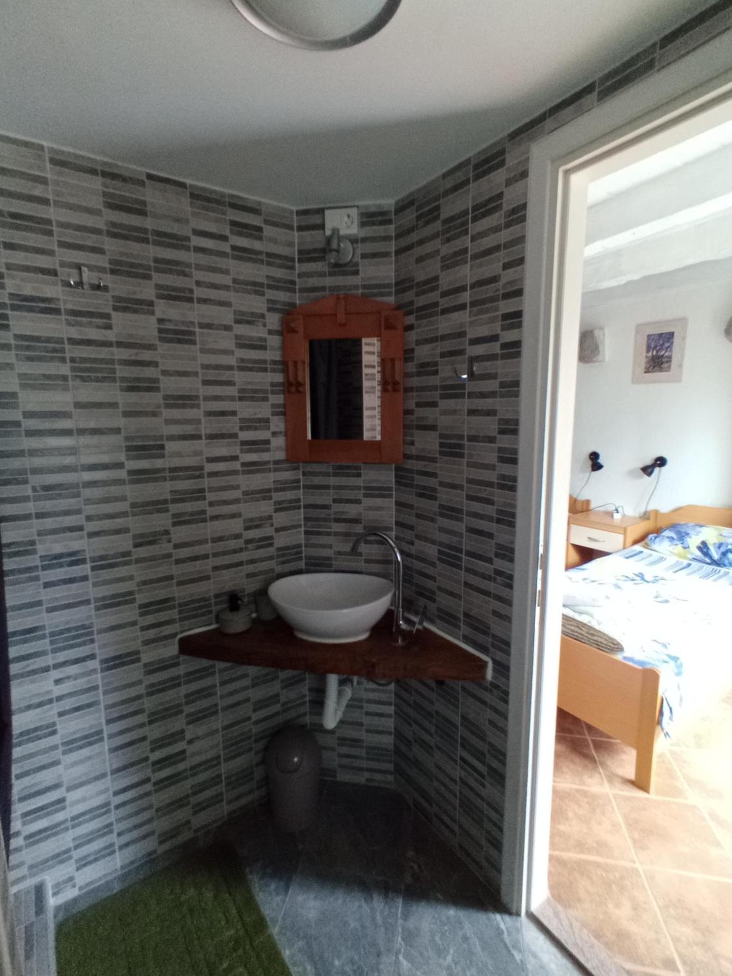 Apartmani Bartulasi Roč Extérieur photo
